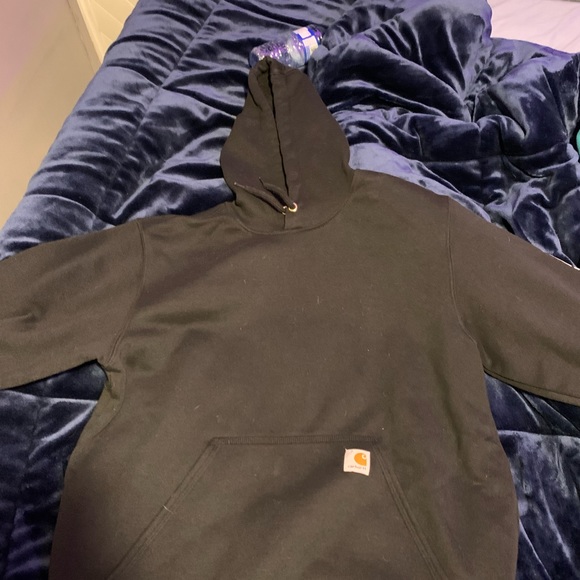 Carhartt hoodies only one with the side arm logo - Picture 5 of 5